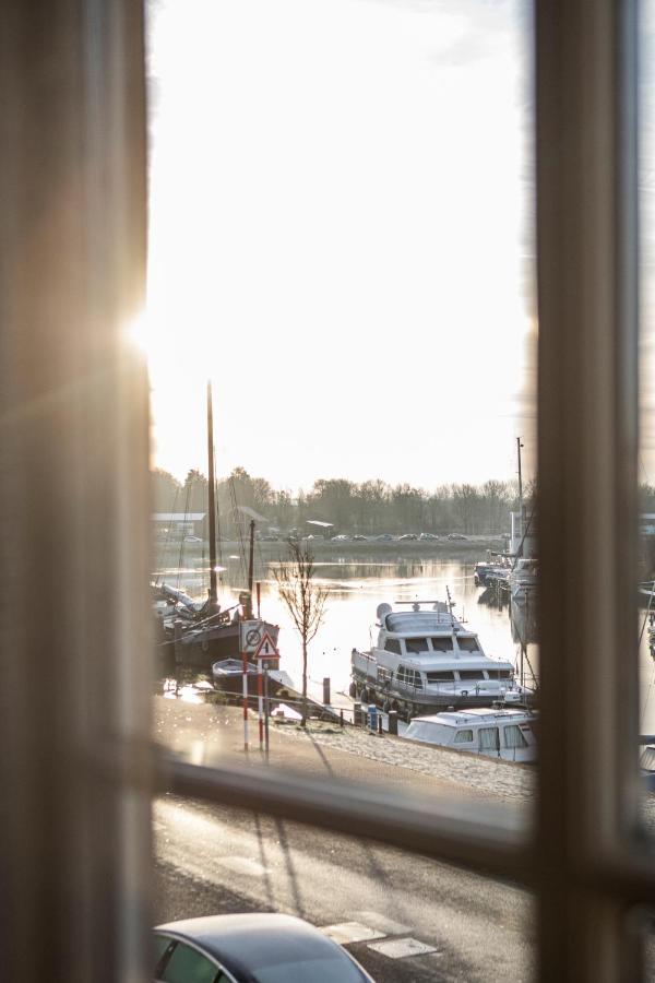 Junior suite with view on the harbour
